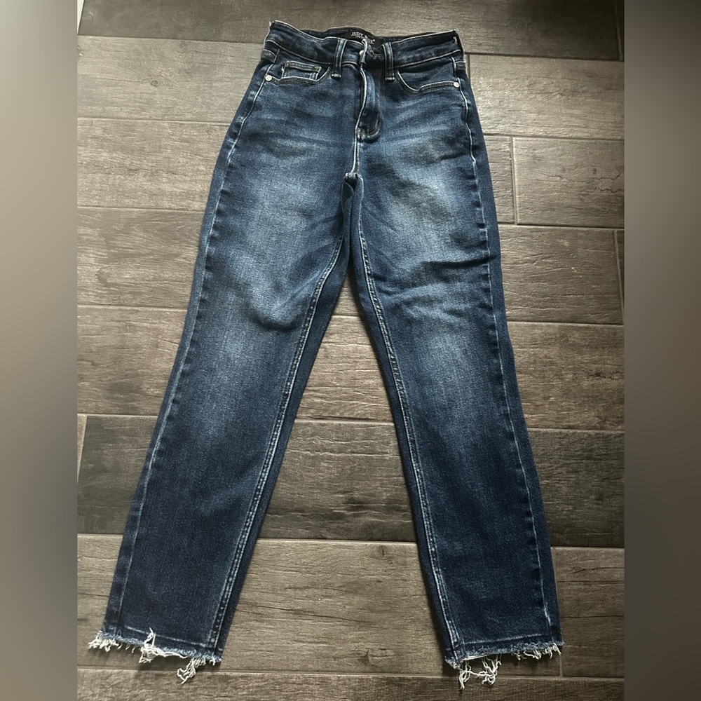 Judy Blue Slim Fit Raw Hem jeans   Worn Twice